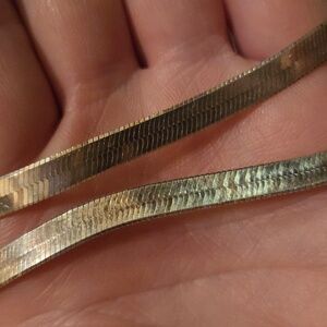 Vintage Sterling Silver Herringbone necklace.